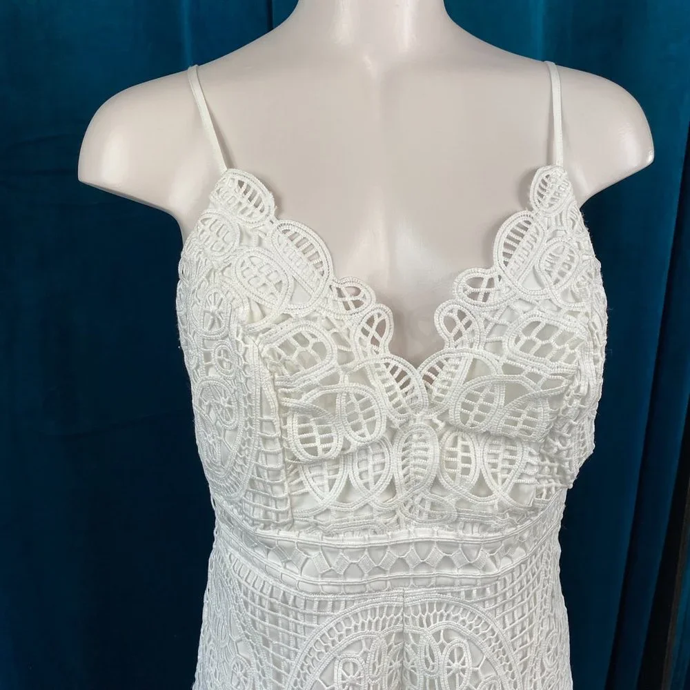 Bardot Versailles Eyelet Lace White Jumpsuit - Picture 3 of 9